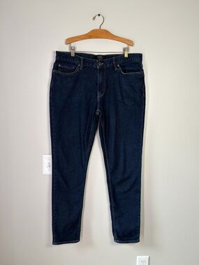 Banana Republic Travel Athletic Fit Jeans 35x34